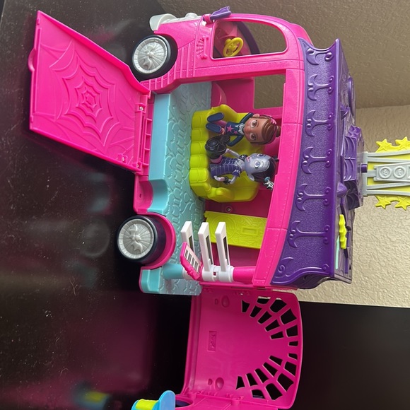 Vampiriza rock N Jam touring van bus - Picture 3 of 3